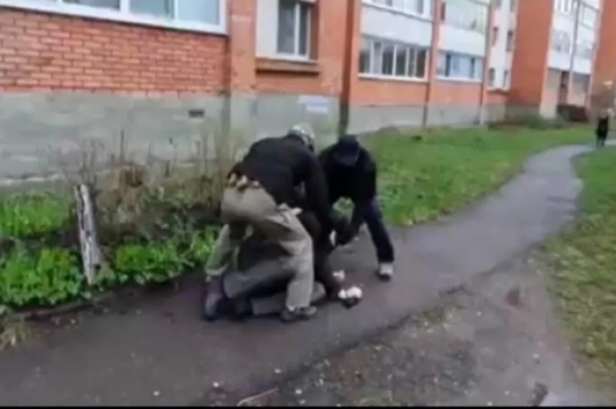    Пензенца задержали за призыв к насилию в отношению в военнослужащих РФ