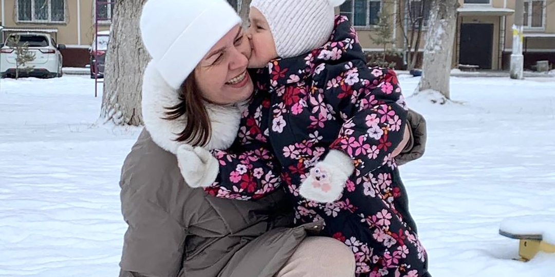 Ангелина провела в колонии два года и все это время не видела дочь. Адвокаты доказали самооборону
