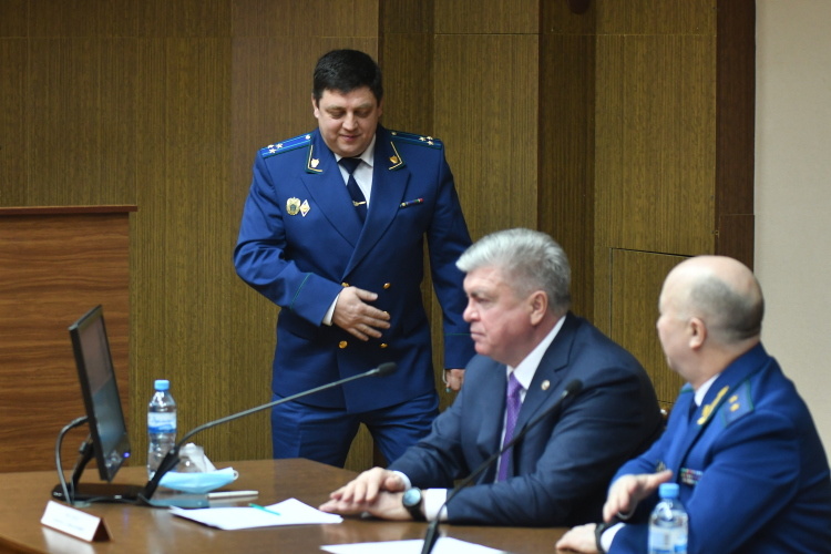    Артур Абуталипов руководил надзорным органом с января 2023-го, и за два года работы в Набережных Челнах он проявил себя весьма активно.   
Фото: «БИЗНЕС Online»