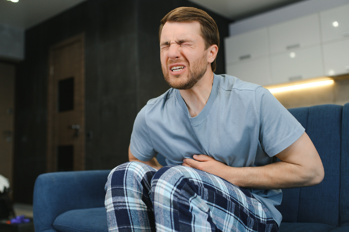 Острая боль в животе: когда нужна неотложная помощь (источник изображения: freepik.com)