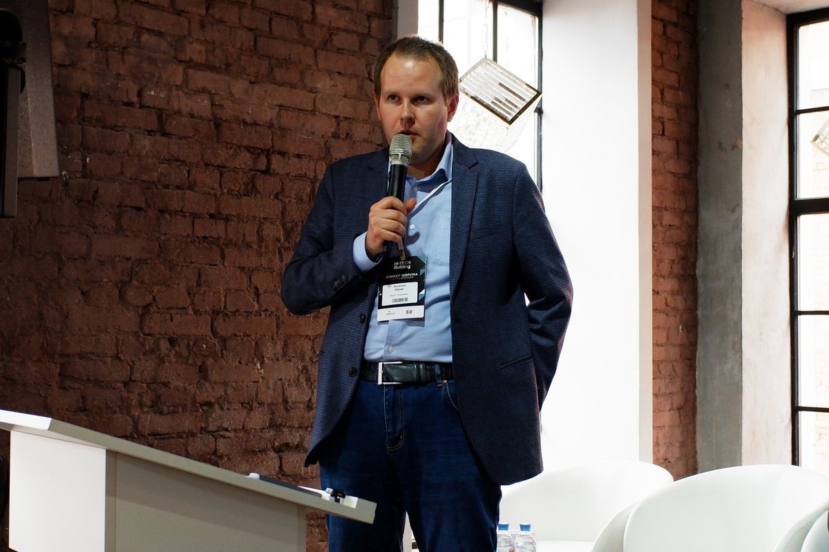 Юрий Хаханов