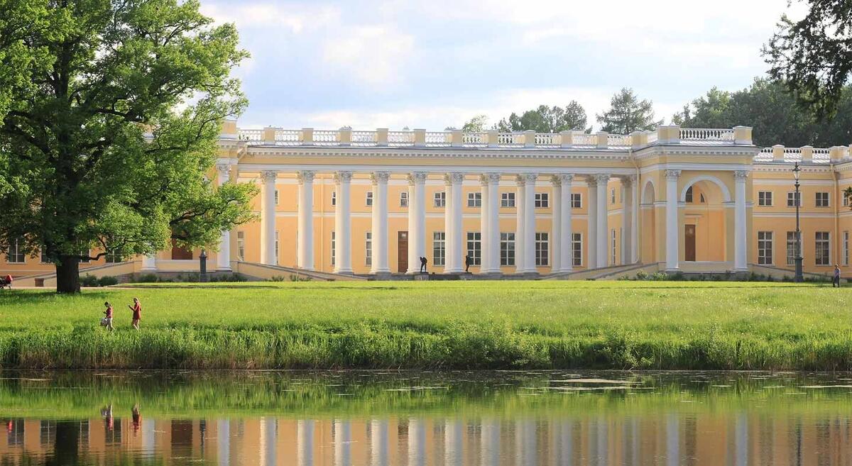 Александровский дворец в Санкт-Петербурге