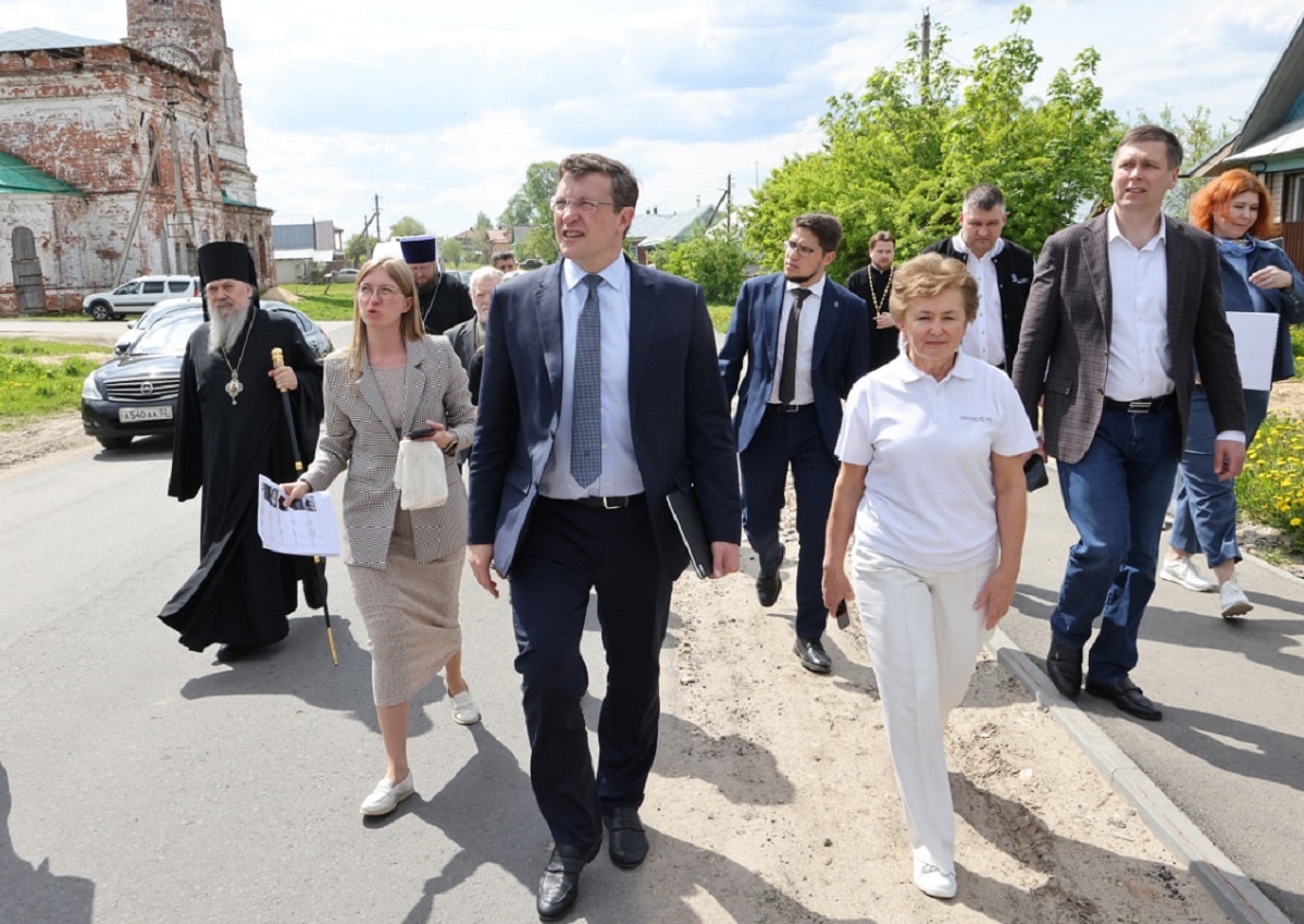    Глеб Никитин оценил ход работ во время поездки в Чкаловский округ