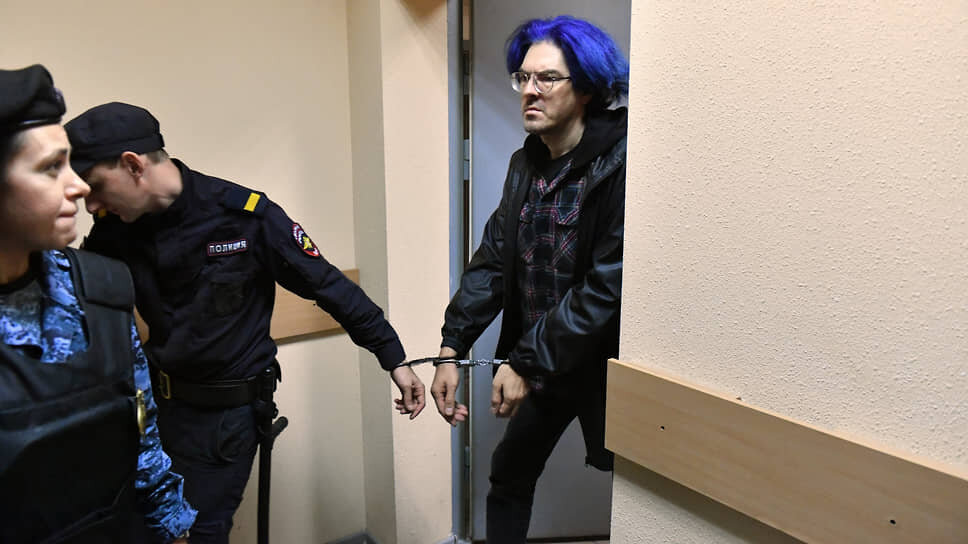 Блогер Алексей Поднебесный в суде в августе 2024 года.📷Фото: Евгений Павленко / Коммерсантъ