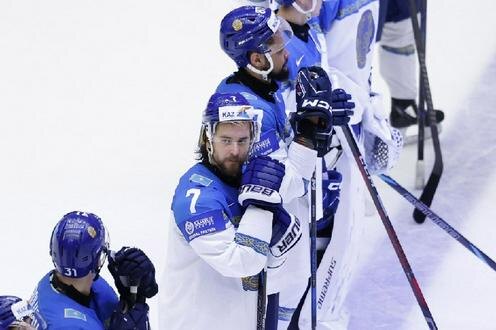 Хоккеисты сборной Казахстана. Фото с сайта sport-express.ru