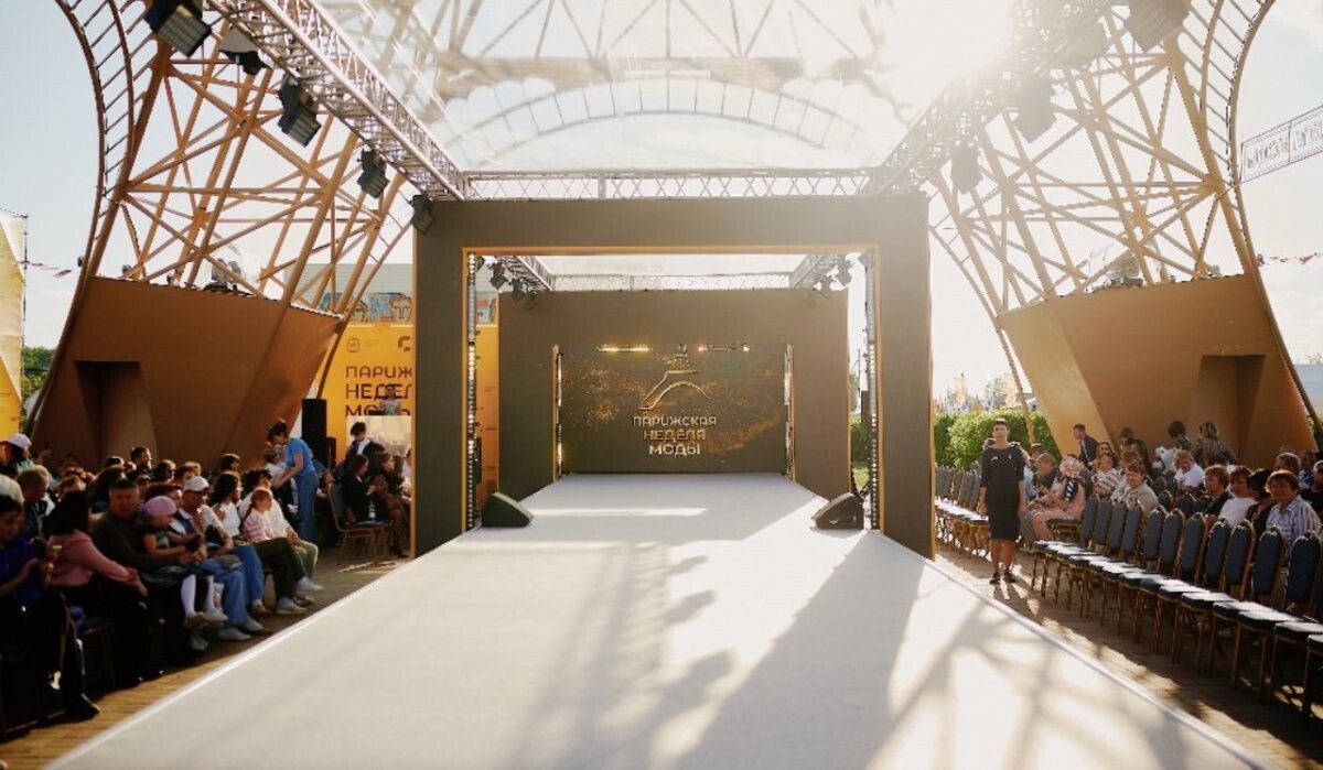     Неделя моды в Челябинске. Источник: pravmin.gov74.ru Автор фото: Кирилл Трухин