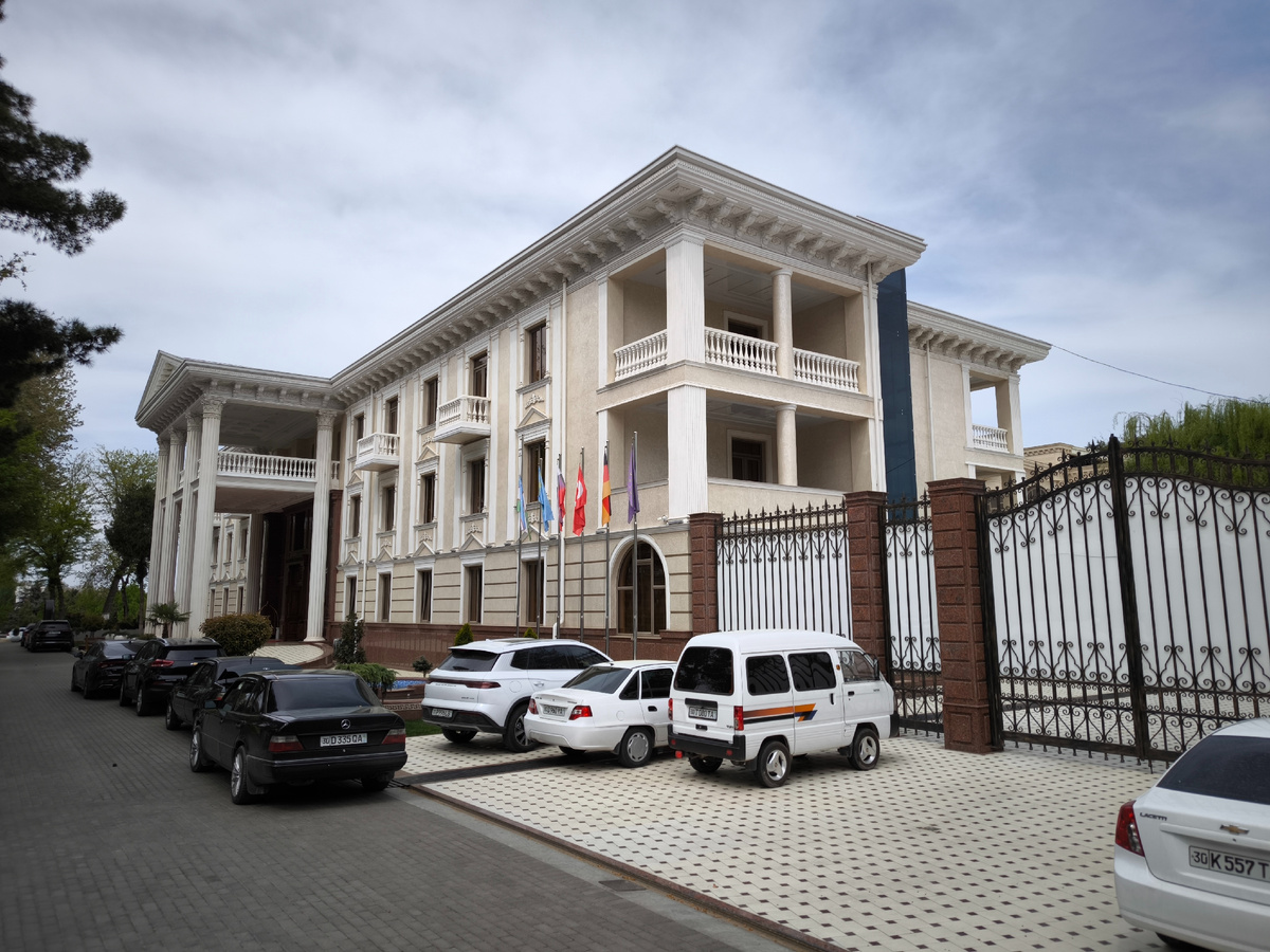 Внешний вид отеля Zarafshon Parkside Samarkand 