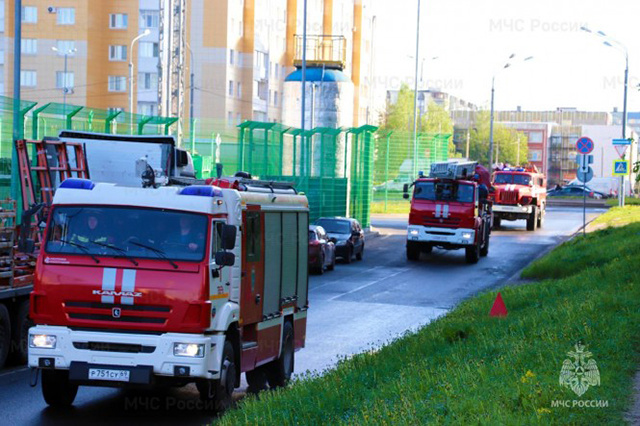 Сегодня в «Глобусе» тверские спасатели потушили условный пожар