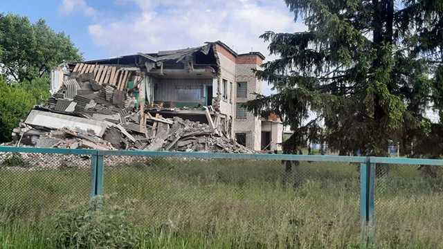    В Коренево полностью разрушена половина здания детсада