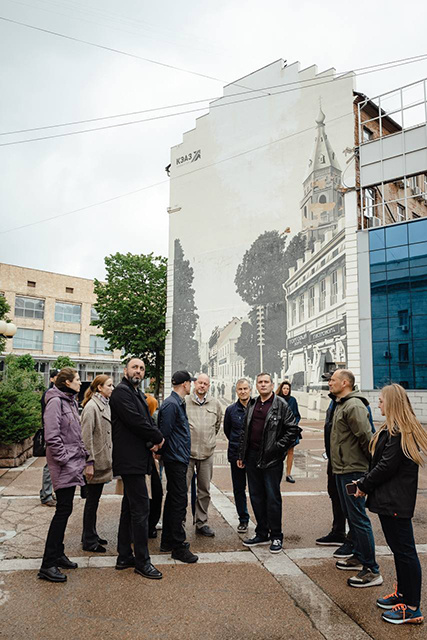   Врио губернатора прошел по улицам Ленина и Дзержинского, увиденное не обрадовало