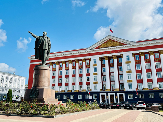    В 2013 году памятник перед Домом Советов признали объектом культурного наследия