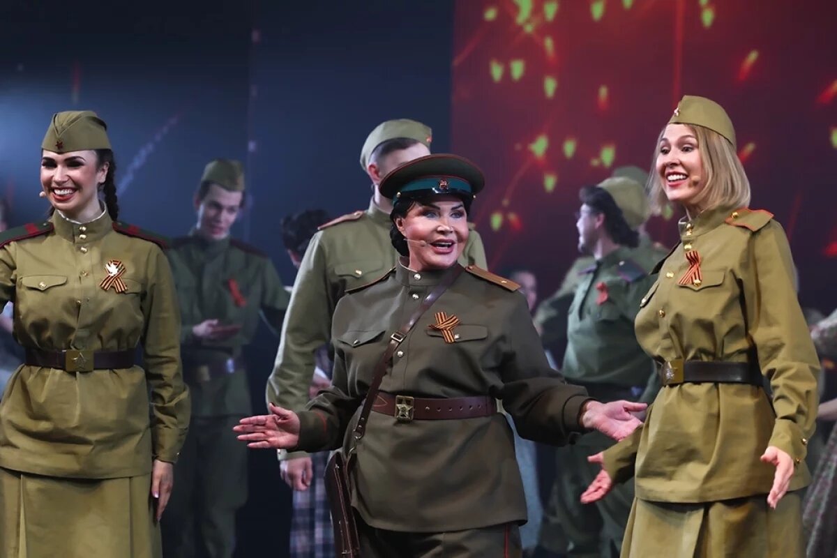    Надежда Бабкина критически высказалась о поведении уехавших