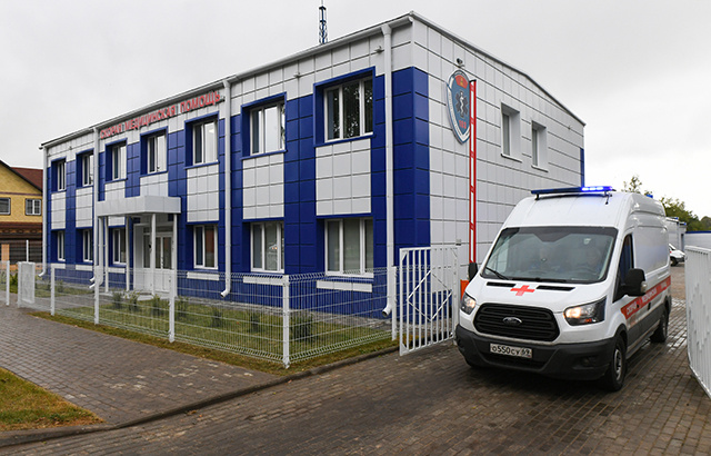 100 врачебных бригад задействованы в работе Тверской службы скорой помощи