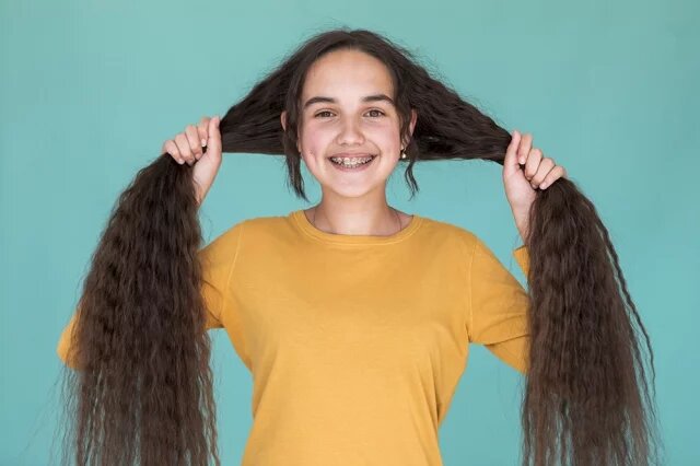    У кого в России самые длинные волосы?