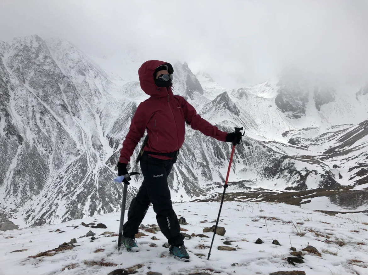 Погода в горах очень переменчива, поэтому часто облака скрывают живописные пейзажи.