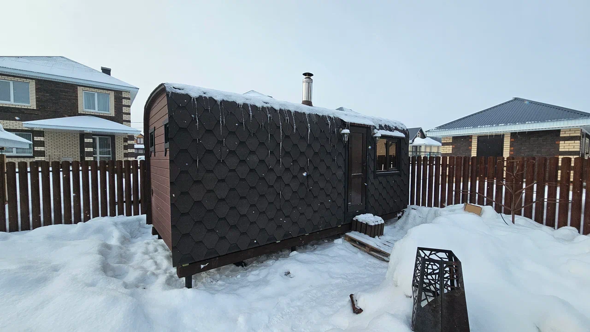 На место беседки мы решили поставить баню - и ни разу не пожалели