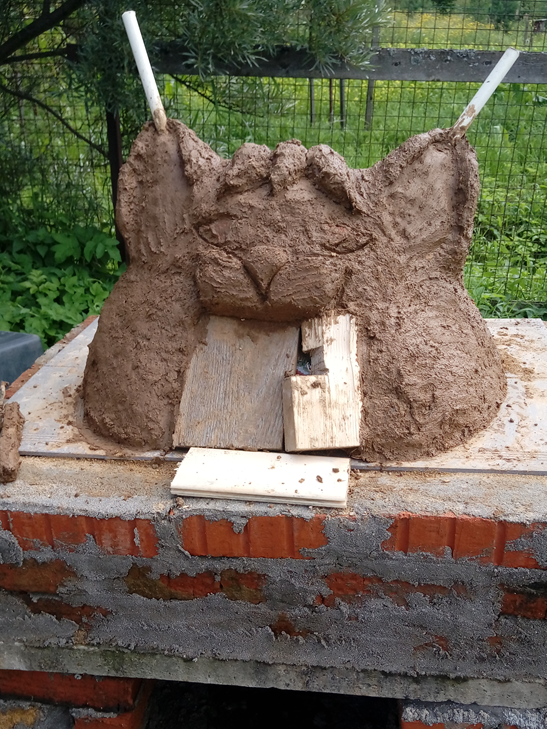 Вот такая Котопечка пока в еще в "сыром" виде. Фото автора