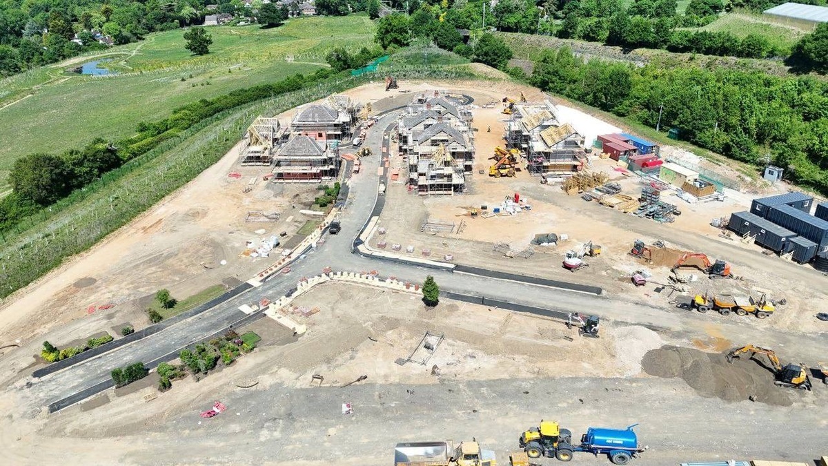 Warner Bros. строит мини-город за $1,25 млрд для съёмок сериала «Гарри Поттер»