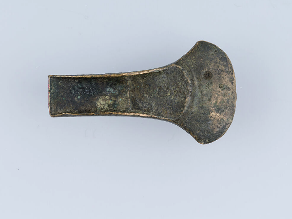 Пальстабы — первые топоры, которые не калечили топорища (бронзовый век Ирландии)