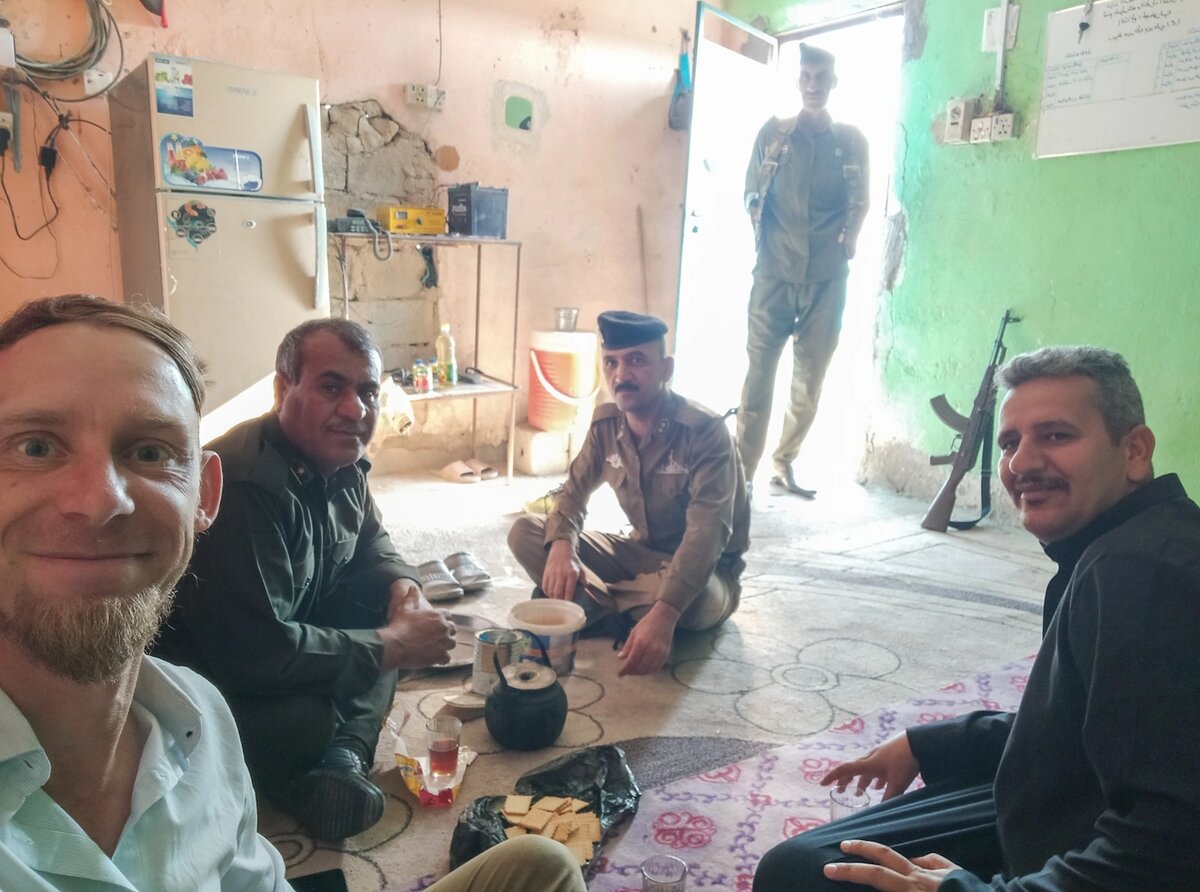 Первый пост и чаепитие с военными