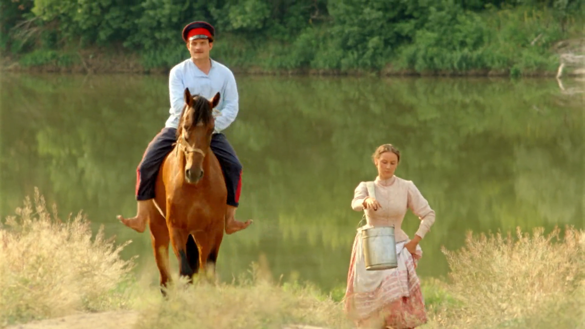 Кадр из телесериала "Тихий Дон", 2015 г., режиссер Сергей Урсуляк, сценаристы Алексей Зернов, Илья Тилькин, Сергей Урсуляк, композитор Юрий Красавин (скриншот)