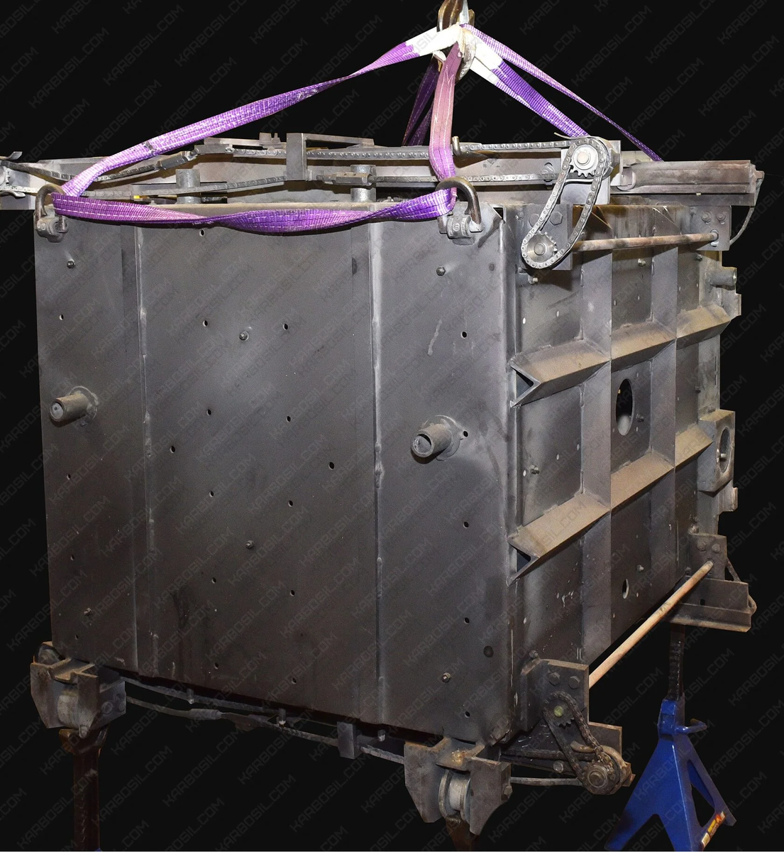 Камера нагрева поступила от заказчика с большим износом углерод-углеродных элементов