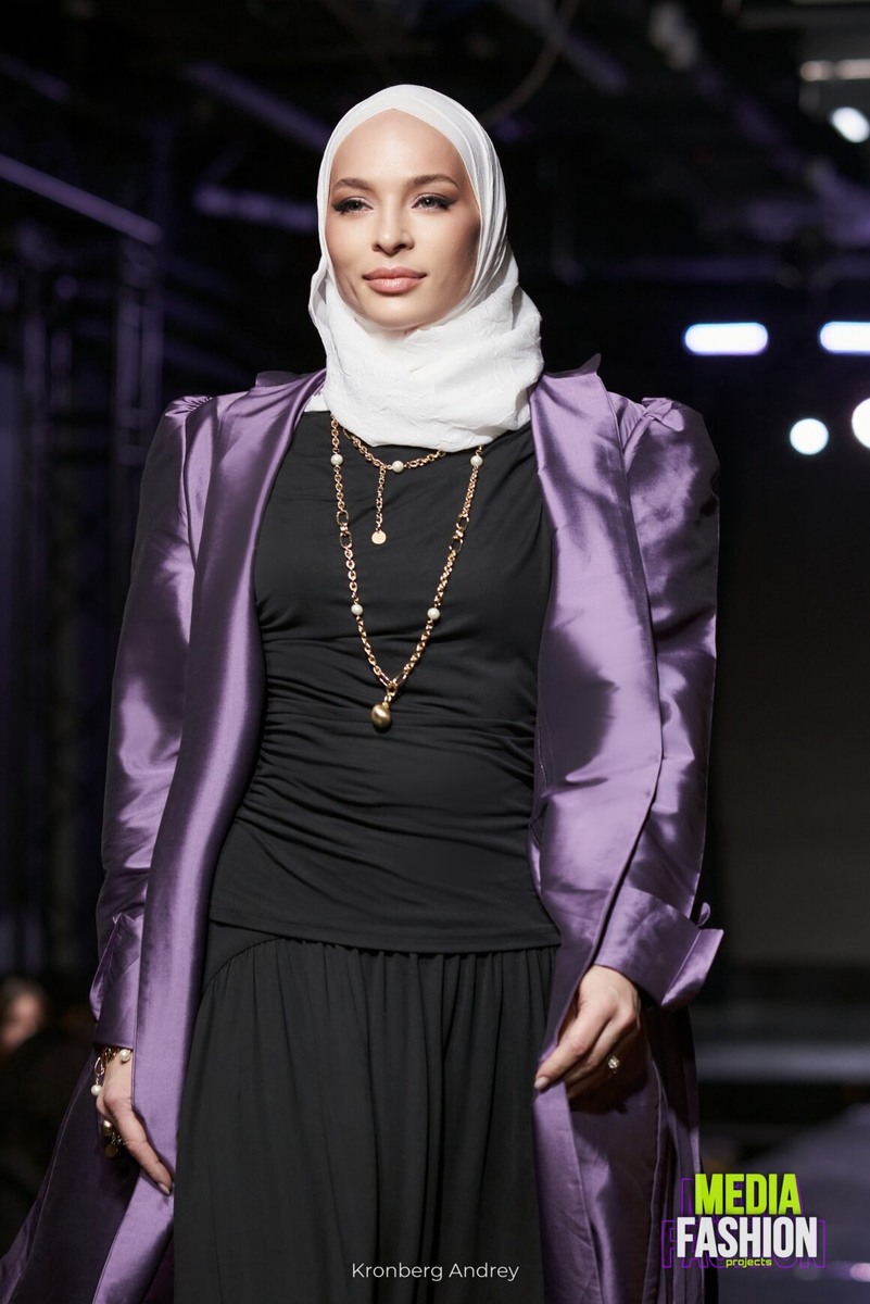   Карина Аль-Тбахи. Freedom Strength Beauty