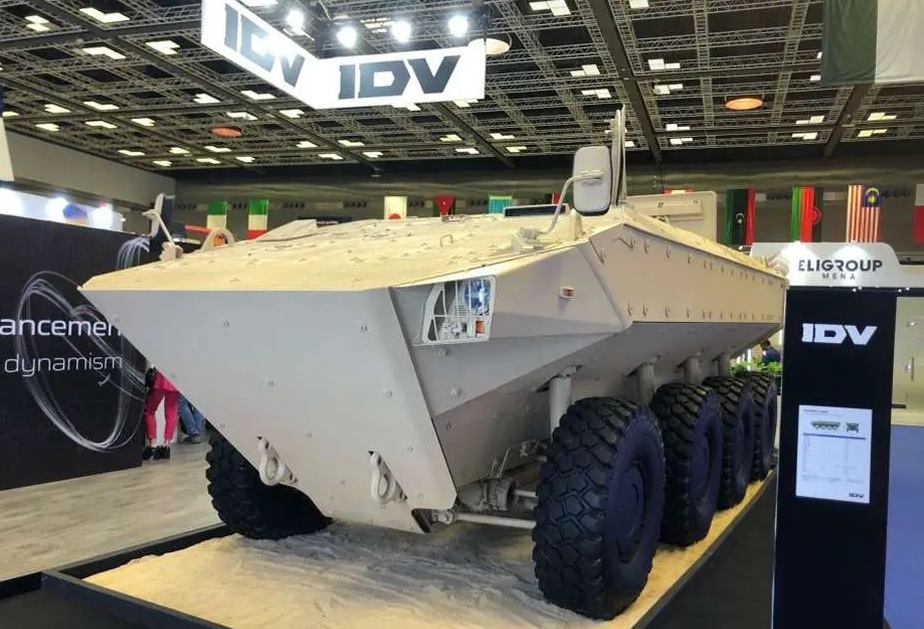 Интересный «середнячок» - итальянская IVECO Defence Vehicles представляет SUPERAV Land -  новинку в ряду колесных бронетранспортеров Фото; IVECO Defence Vehicles