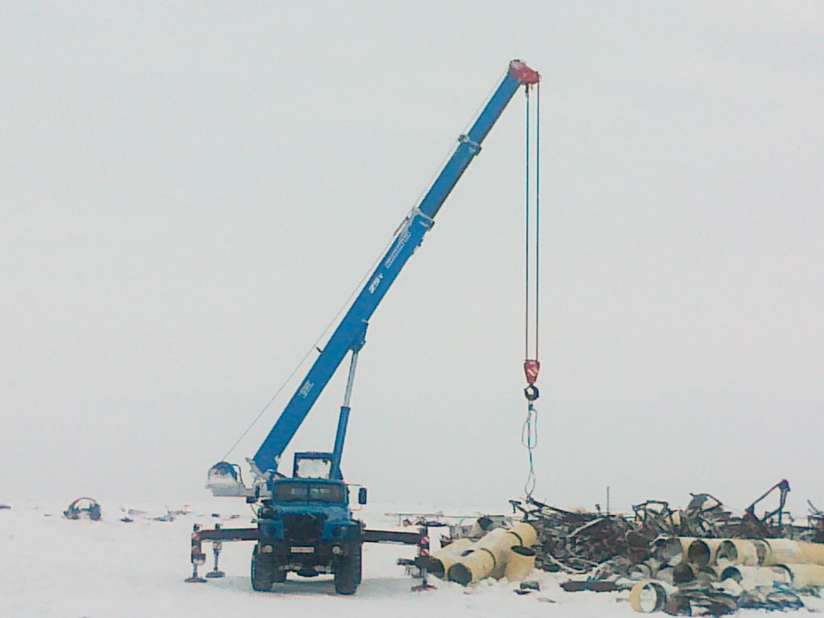Таймыр не прощает ошибок: работа на автокране в тундре требует предельной концентрации и готовности к любым неожиданностям