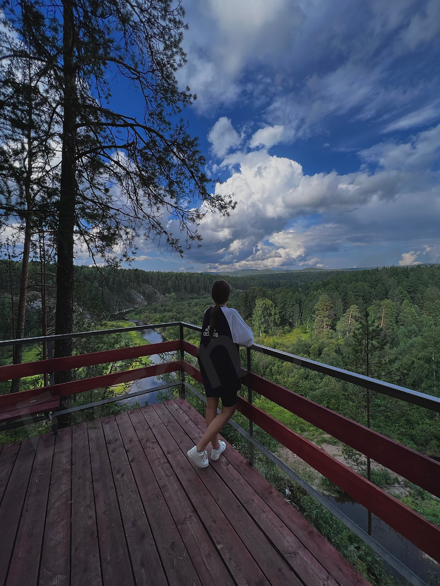 Смотровая площадка на скале Вдохновение