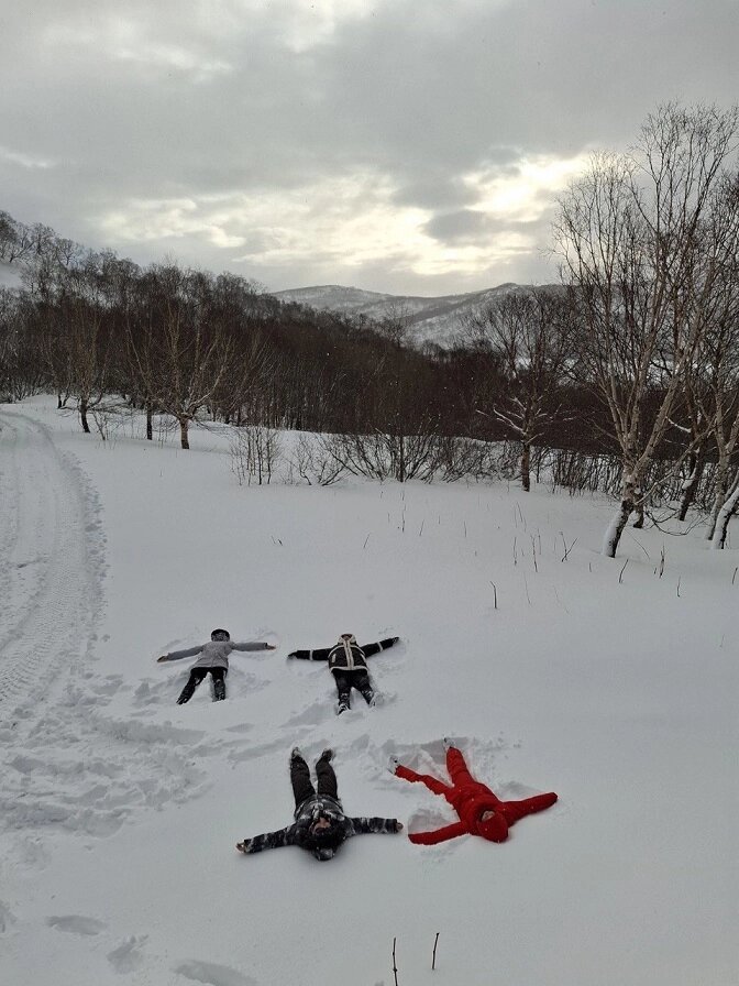    Так выглядит отдых синоптиков. Фото: Из личного архивa