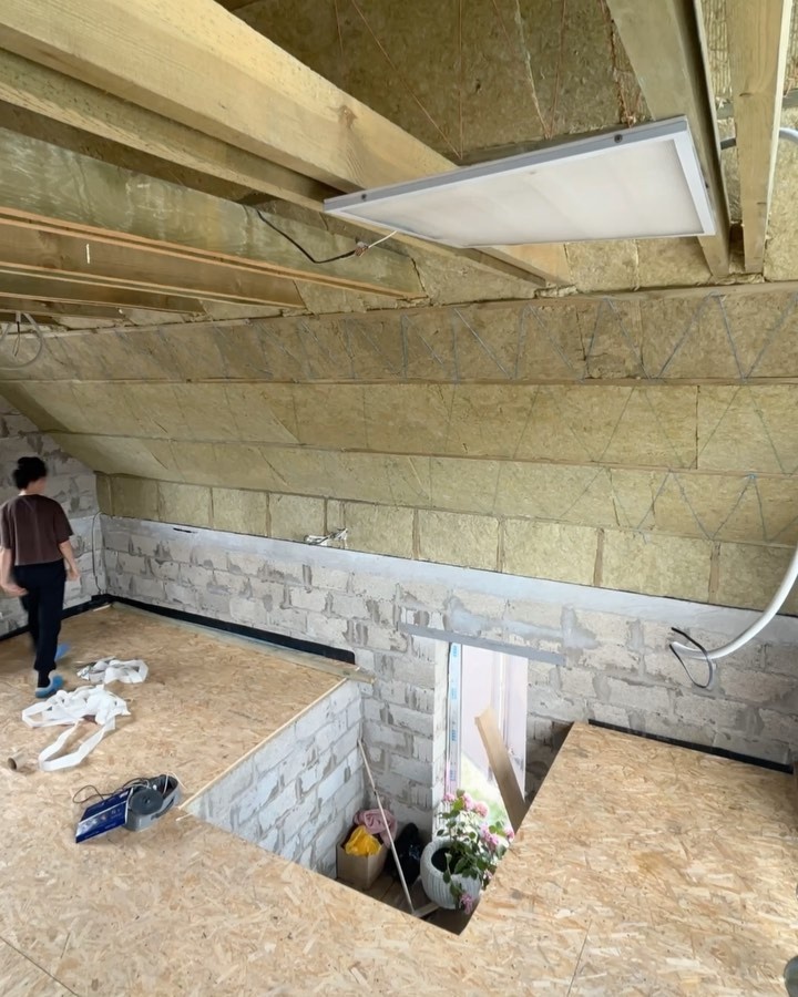 Задача - защитить утеплитель и дерево от влаги