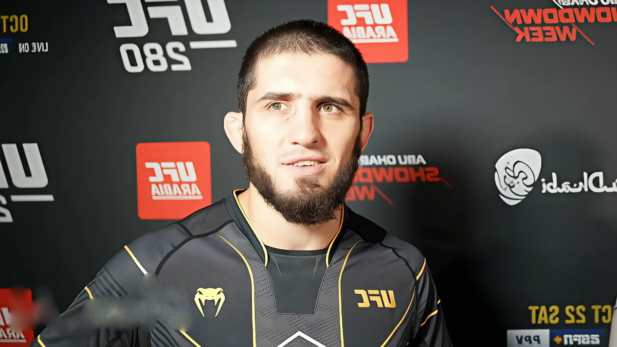 Ислам Махачев