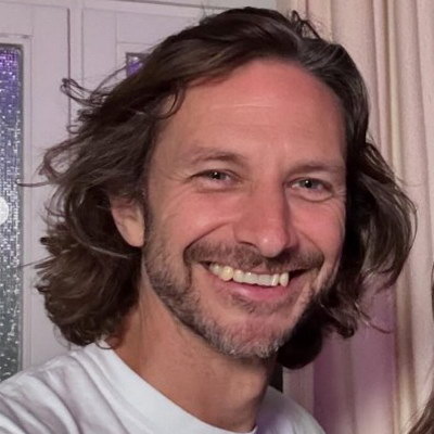     Сегодня 45 лет певцу Готье