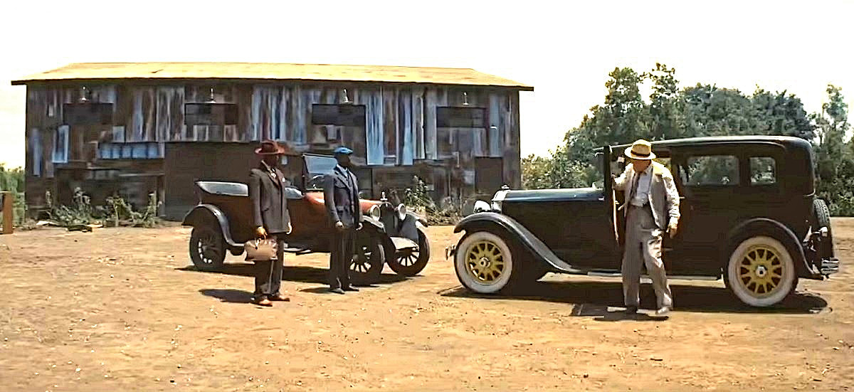 Это, если кто не понял: продажа старого амбара для чёрной деревенской дискотеки идёт полным ходом.