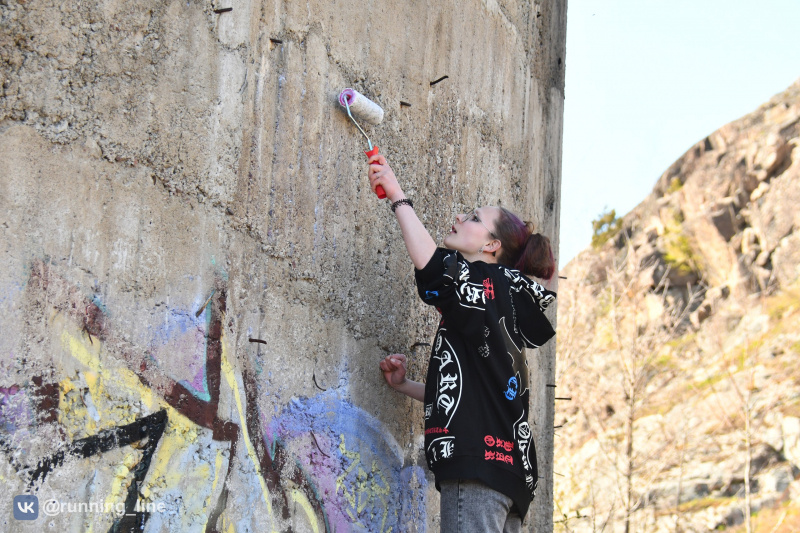    Жители Сортавалы расписали старый коллектор"Мой век, мой город Сортавала, мой маршрут!"