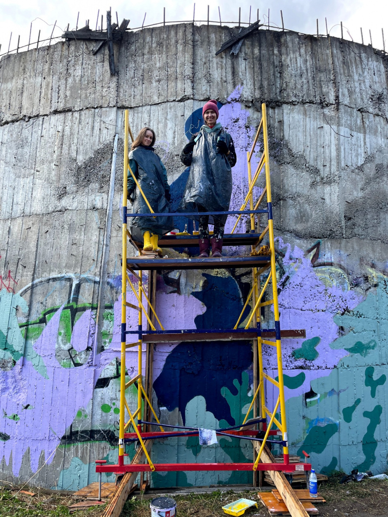    Жители Сортавалы расписали старый коллектор"Мой век, мой город Сортавала, мой маршрут!"