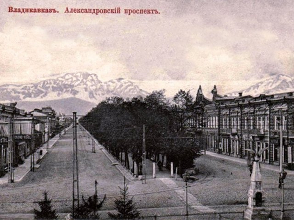 Архивное фото.  автор неизвестен. источник :http://yapet.livejournal.com/141302.html,