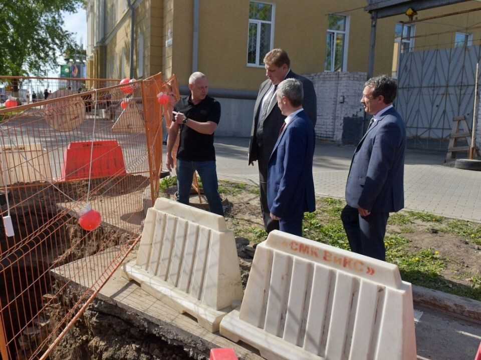    Реконструкция водопровода на пр. Социалистическом. Источник: barnaul.org