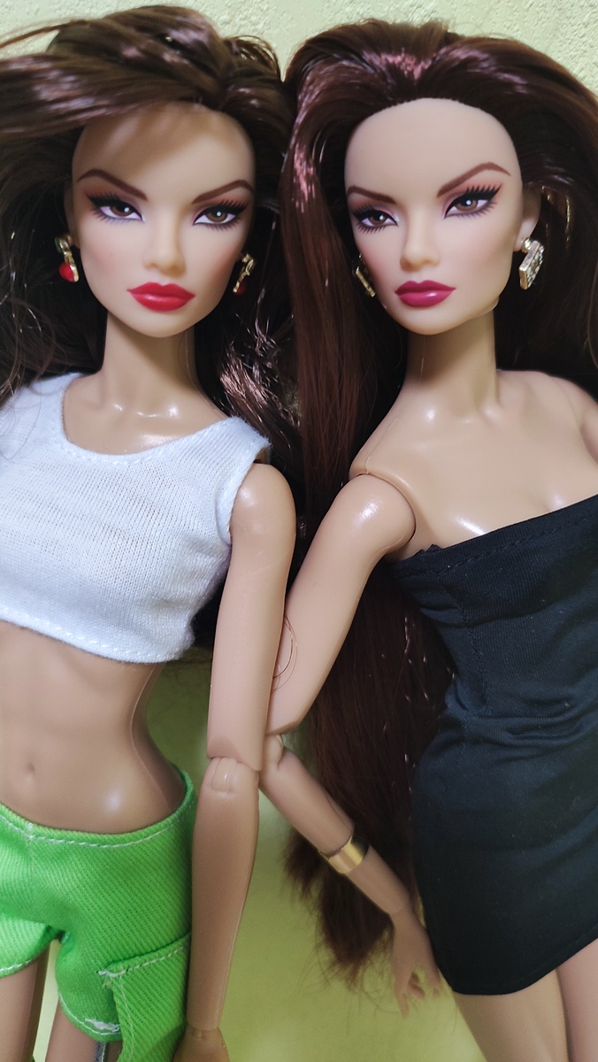 Антония и Федерика Бернар