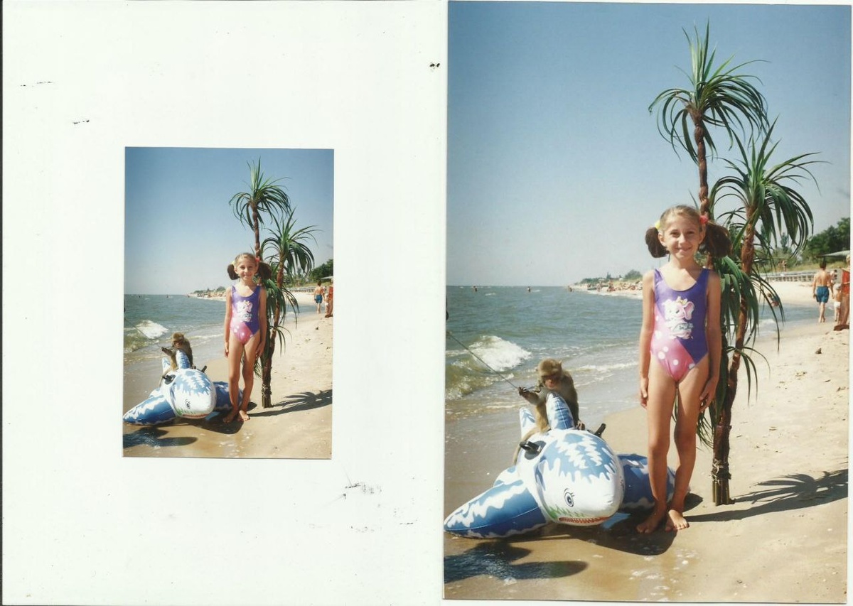 Это я на Азовском море (у кого еще была фотка с обезьяной?)