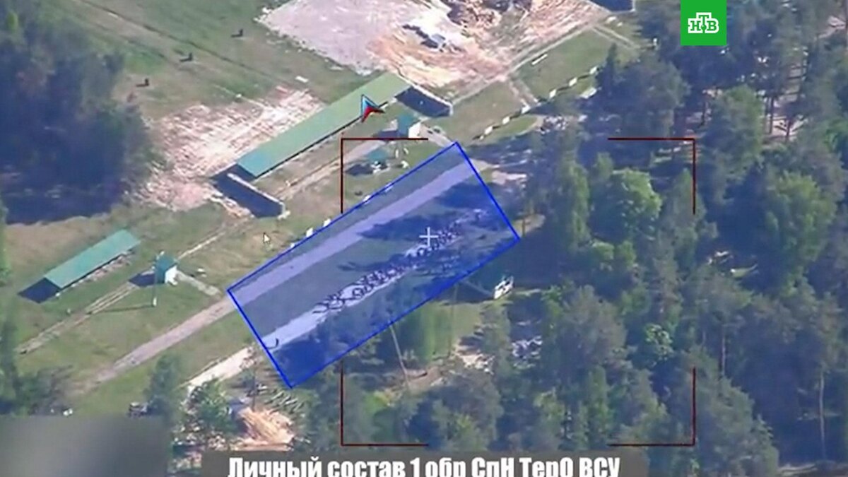    Минобороны показало удар «Искандером» по лагерю подготовки спецназа ВСУ