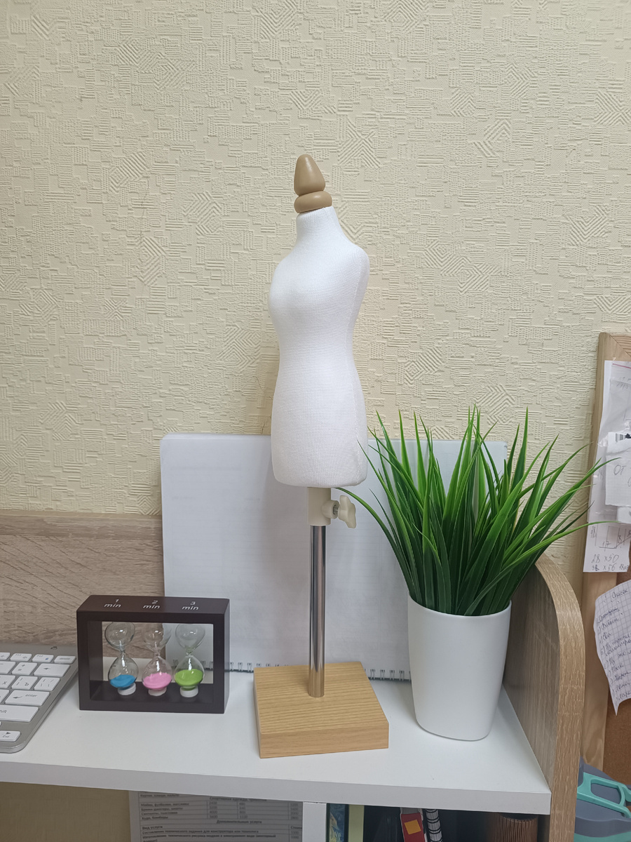 Думаю над именем для новой помощницы. Пока она безымянная🙄