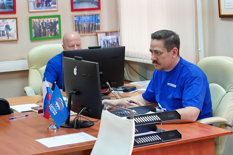    Фото оргкомитета партии "Единая Россия"