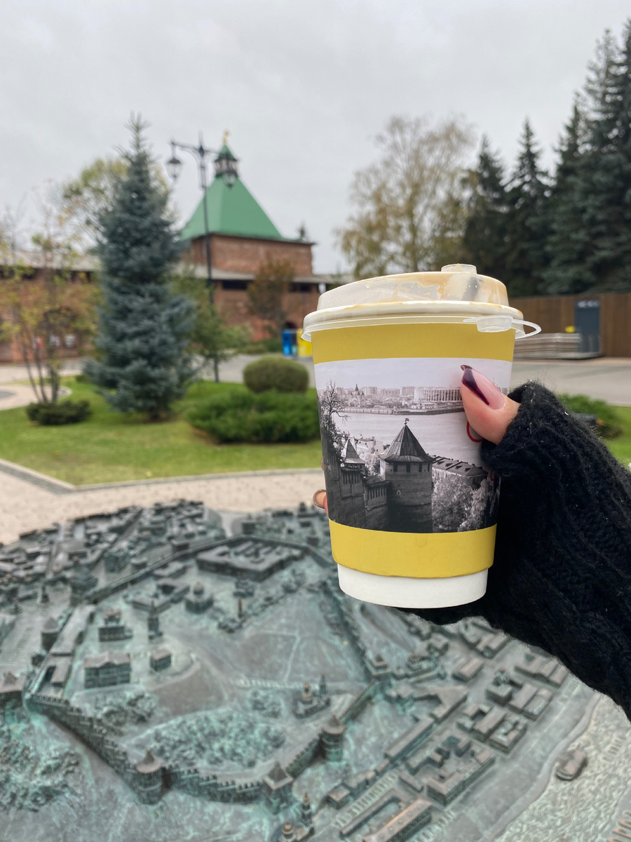 Кремль, фото Кремля на стаканчике, мини копия Кремля 