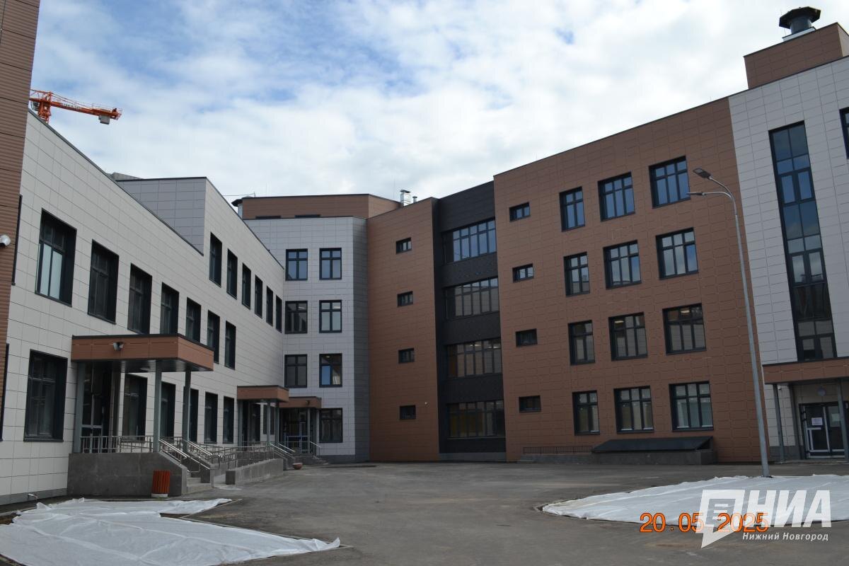    Учебное заведение рассчитано на детей, проживающих в ЖК «Зенит» и ближайших домах