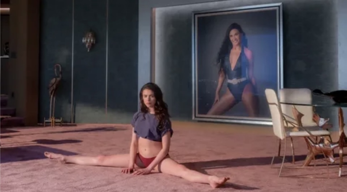 Маргарет Куолли — Сью