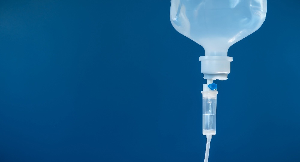 Капельницы для сосудов: опасность «волшебных» назначений без показаний