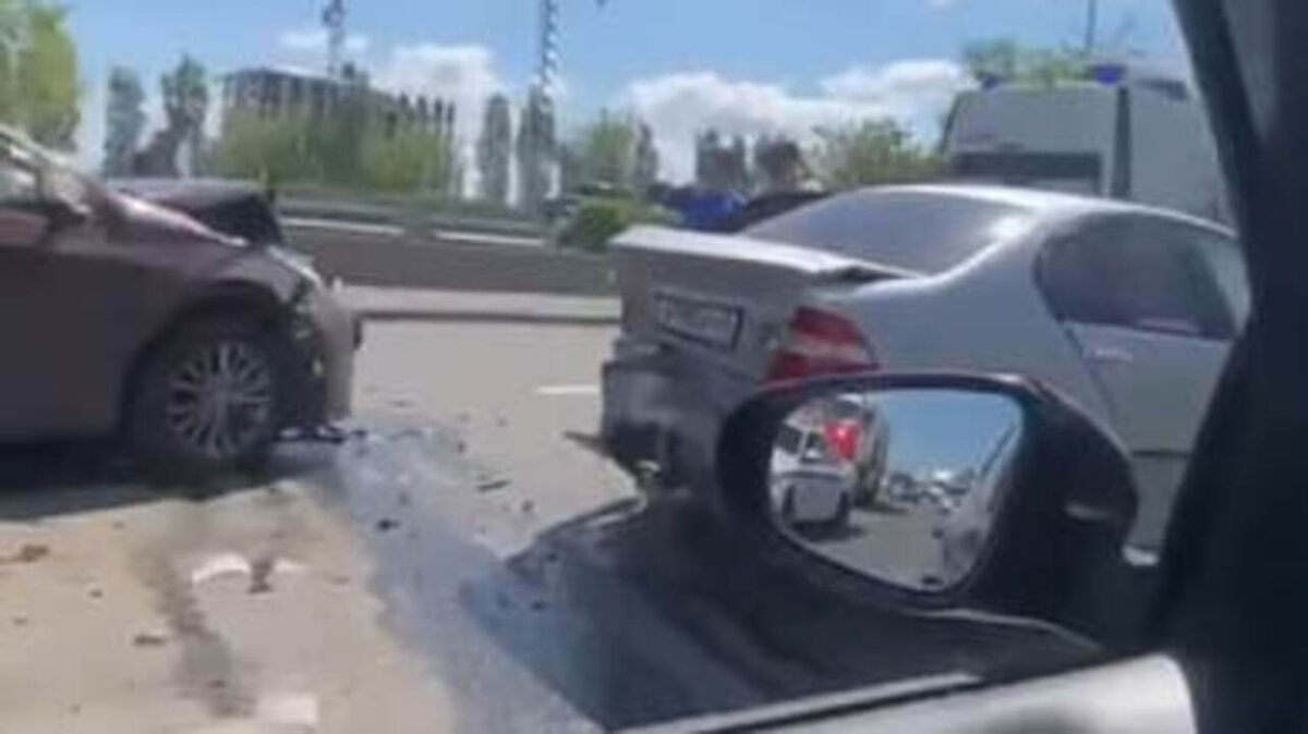    Авария с двумя пострадавшими на проспекте Победы в Курске