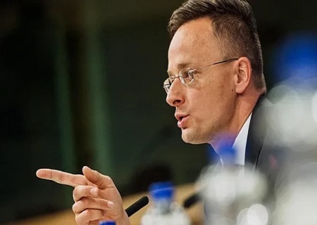    Сийярто указал лидерам Евросоюза не мешать договариваться об окончании войны на Украине